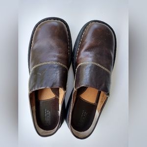 Born Women’s Brown Leather Slip-On Mules